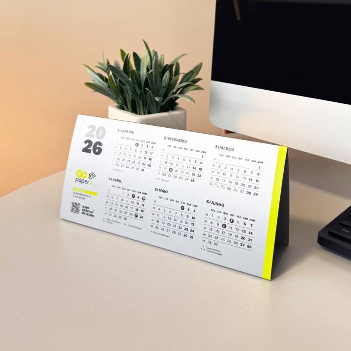 Calendário de Secretária Triangular